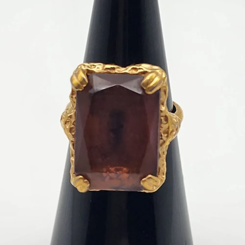 Vintage Sarah Coventry Gold Tone & Purple Glass Adjustable Ring